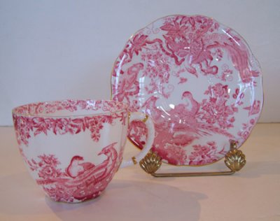 Beautiful Crown Derby Cup & Saucer