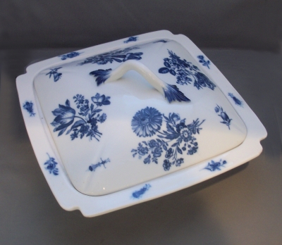 Meissen c. 1880 Square Entree Dish with Lid